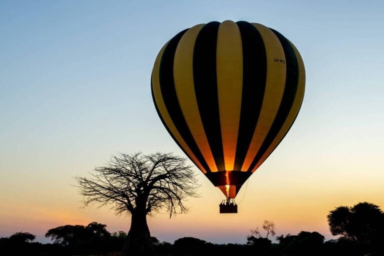 Balloon-Safari-over-the-Serengeti-Tanzania1