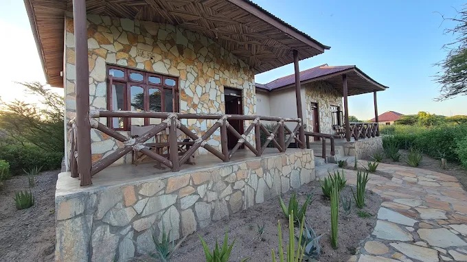 Lake Eyasi Safari Lodge